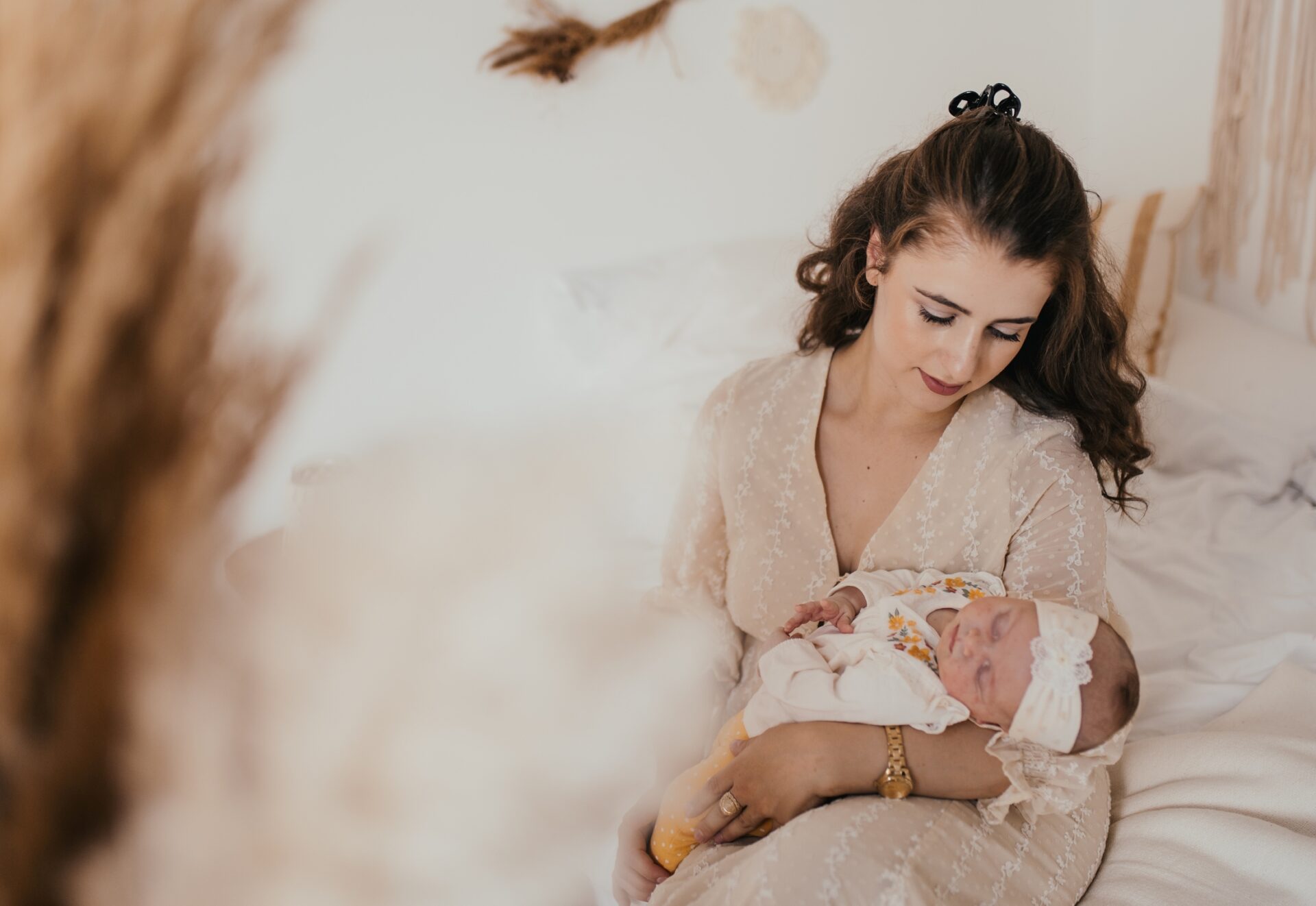 Newborn-Shooting im Tageslichtstudio