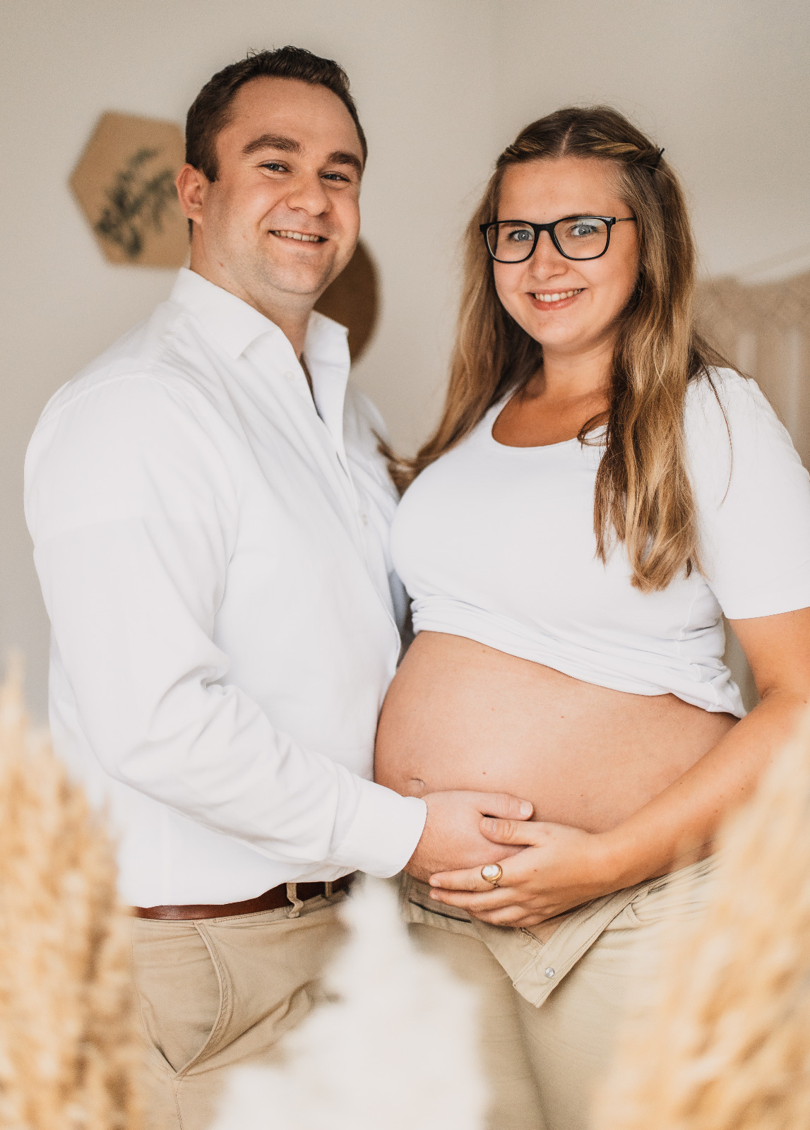 Babybauch-Shooting im Tageslichtstudio Velbert-Langenberg