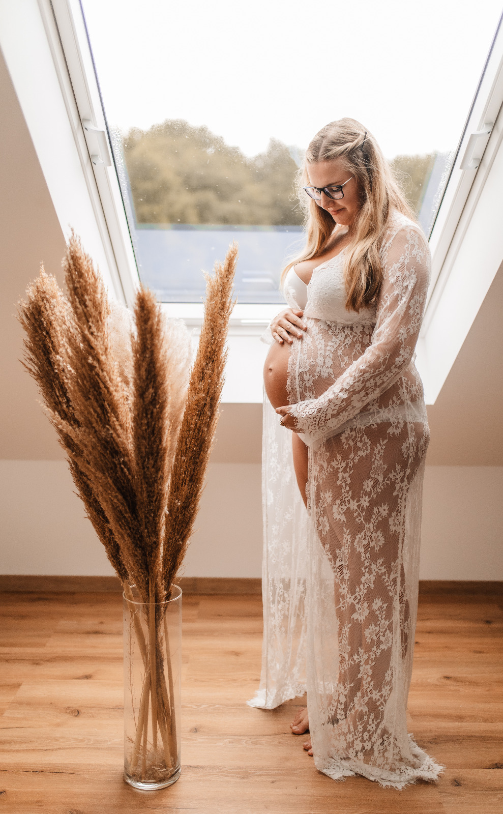 Babybauch-Shooting im Tageslichtstudio Velbert-Langenberg