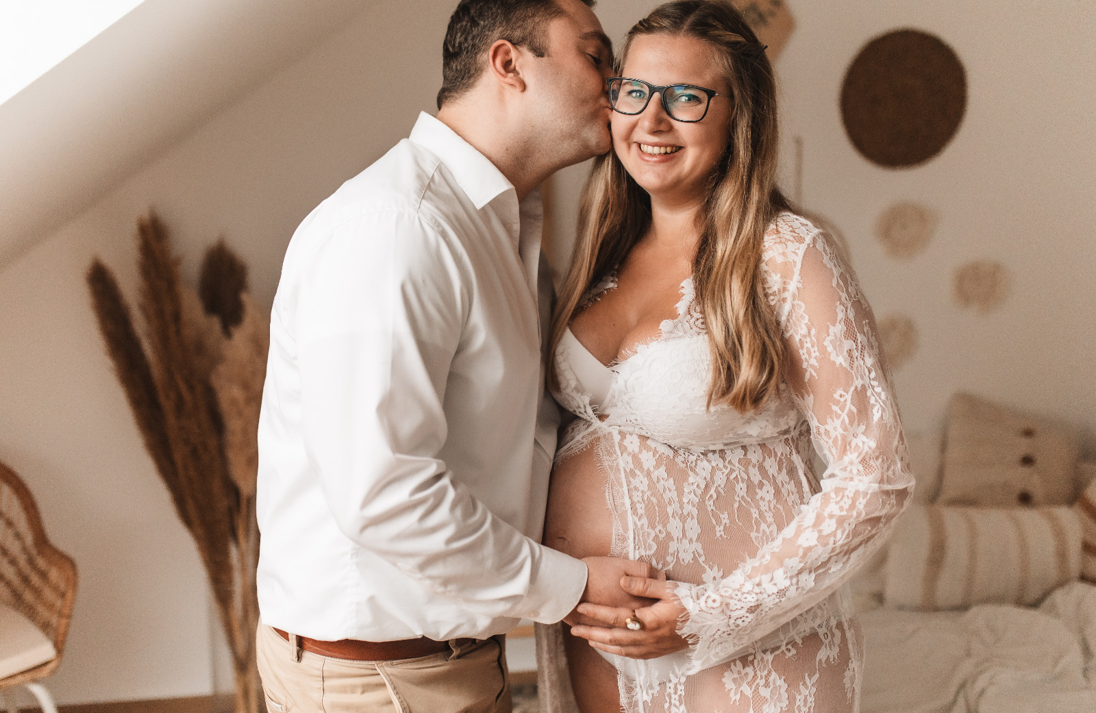 Babybauch-Shooting im Tageslichtstudio Velbert-Langenberg