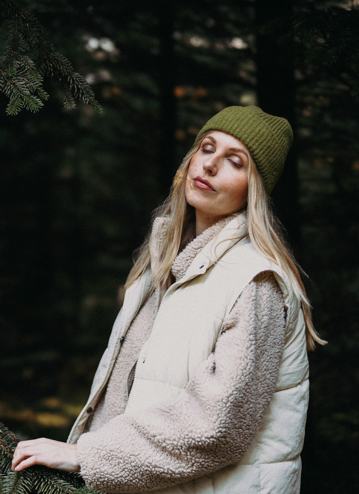 Selbstportraits im Tannenwald